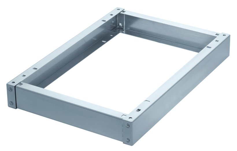 Sokkel 100 mm hoog alleen voor kast H370 (achterzijde gelijk) Sokkel 100 mm hoog alleen voor kast H370 (achterzijde gelijk)